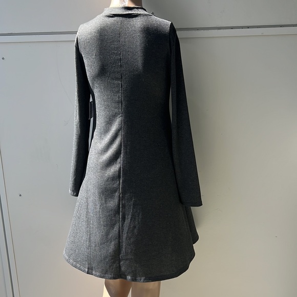 Women L Loose Solid Knitted Dress  Long Sleeve size small - Picture 3 of 4